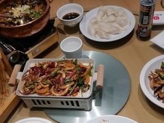 -关东小磨东北菜(上海长风大悦城店)