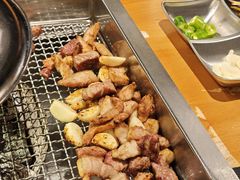 -肉甲韩国木炭烤肉(新壹街1店)