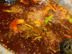 -肖肖酸萝卜鱼火锅(总店)