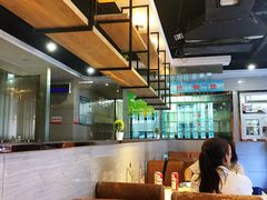 大堂-万和源炝锅城·活鱼现炝(文艺北路店)