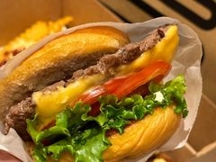 Shack Burger 招牌牛肉堡-Shake Shack(南山万象天地店)