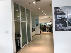 -北京宝诚宝马4S店