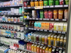 -全家便利店(东直门店)