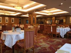 大堂-满江红四季餐厅 · 国家五钻级酒家(新纪元大酒店店)