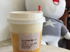 -顶东面包花园·生日蛋糕(世博店)