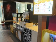 -麦当劳(假日广场店)