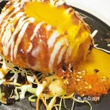 推荐土豆泥，外面包裹了酥脆的外壳，里面是软糯的土豆泥