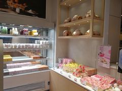 零售区-好利来(龙首印象城店)