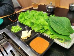 -臻牛烤肉