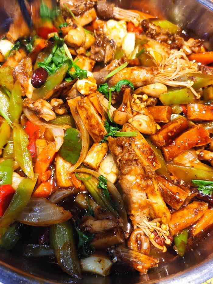 黄记煌三汁焖锅(蚌埠银泰城店)-"今天和朋友四个人在银泰黄记煌吃焖锅