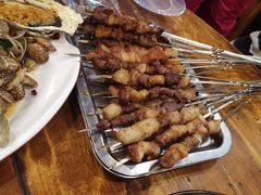 东镇电烤肉-老东镇啤酒屋海鲜加工·蒸汽海鲜·海鲜烧烤(台东店)