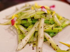 松露酱炒鲜芦笋-鹿港小镇(黄金店)