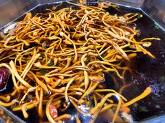 -何鲜菇火锅(大营盘店)