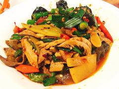 -兔槽江湖菜·重庆璧山兔(水围店)