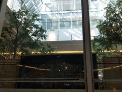 -乐蓬马歇百货公司(Rive Gauche)