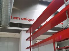 -UNI UNI(环亚凯瑟琳店)