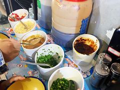 -马路边边·成都串串(翠柏路店)