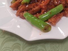 杭椒牛柳-国庆烧麦馆