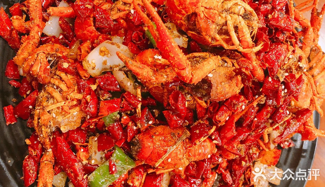 点了一份椒盐的一份咸蛋黄锅巴的小龙虾咸蛋黄的很惊艳