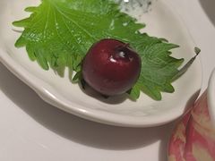 -雍容荟活帝王蟹活龙虾自助(苏宁旗舰店)