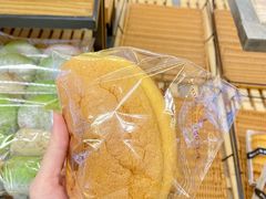 -顶东面包花园·生日蛋糕(世博店)