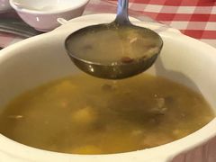 鲜川贝老树橙炖猪腱汤-龙桥私厨·姜花菊花过桥鱼·顺德菜(容桂店)