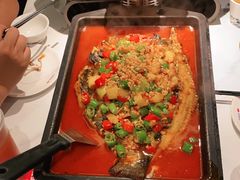 -江边城外烤全鱼(世茂广场店)