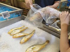 -盒马鲜生(红莲店)