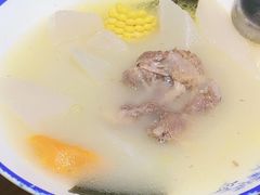 萝卜大骨汤-大融厨·鸡毛店·川菜(果壳里东安湖店)