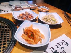 -唯成•韩国炭火烤肉 유성고기