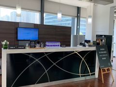 -杭州中升之星奔驰4S店(滨江店)