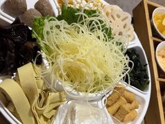 -鸡遇虾煲干锅火锅(小寨金莎店)