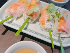 -大头虾越式风味餐厅(光明广场店)