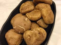 -鲜入围煮花胶鸡海鲜火锅