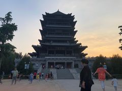 -鹊华居·地道鲁菜·海鲜·融合味(大明湖店)