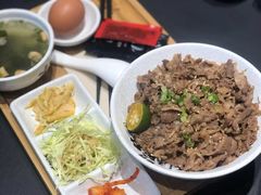 -熊吞·大碗丼烧肉饭(西市场嘉华店)