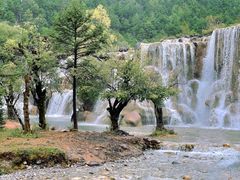 -玉龙雪山蓝月谷