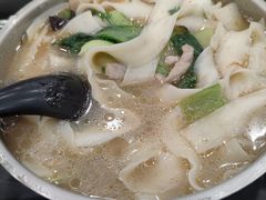 浓汤肉丝烩面-老盛昌(梅陇店)
