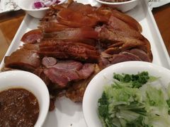 -经典老菜坊·开封灌汤包(火车站店)