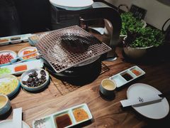 -明洞阿姨·韩式酱蟹烤肉·创意料理(三元桥店)