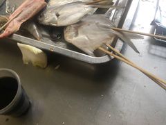 -小蜜蜂团建自助烧烤场(小洲村店)