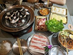 -围炉肉舍•炭烤活鳗•丹东海鲜烤肉(步行街店)