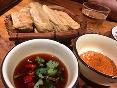 -老滇山寨•云南特色菜•地方菜•民族风情歌舞表演(金碧店)