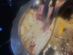 鸳鸯白锅-三只耳火锅(宽窄巷子店)