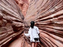 -波浪谷