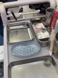 -花师傅专业手穿耳洞打耳洞穿孔