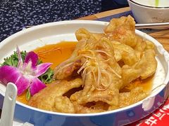 -山河屯铁锅炖·非遗东北菜(南山店)