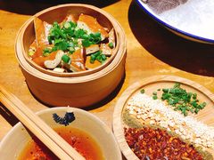 -白乐天毛肚火锅馆(解放碑店)