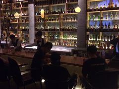 -饮湖威士忌鸡尾酒吧