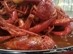 -虾弄弄海派小龙虾·牛羊蝎子火锅